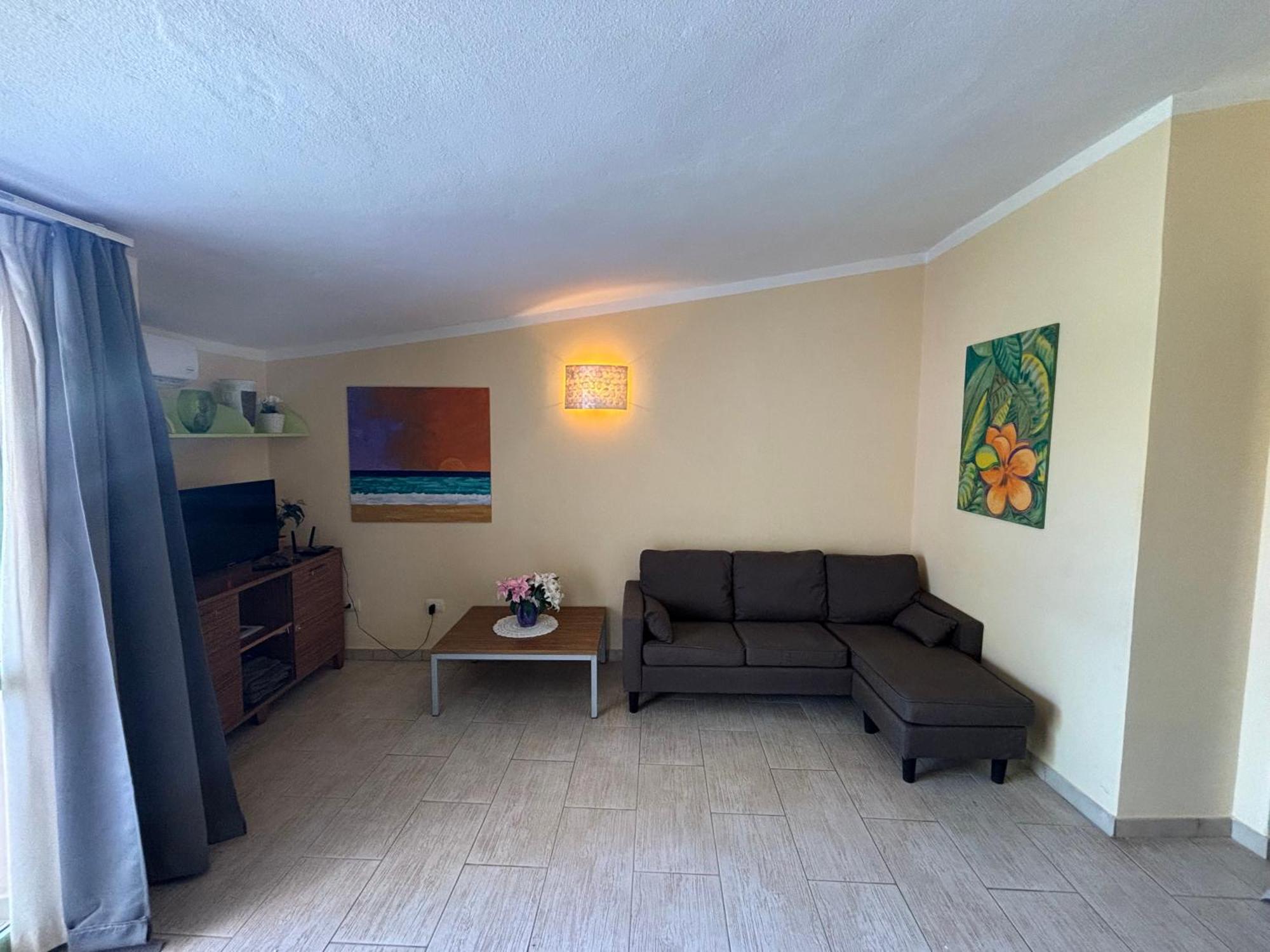 Cozy Apartment With Pool, Near Beach And Center سانتا ماريا المظهر الخارجي الصورة
