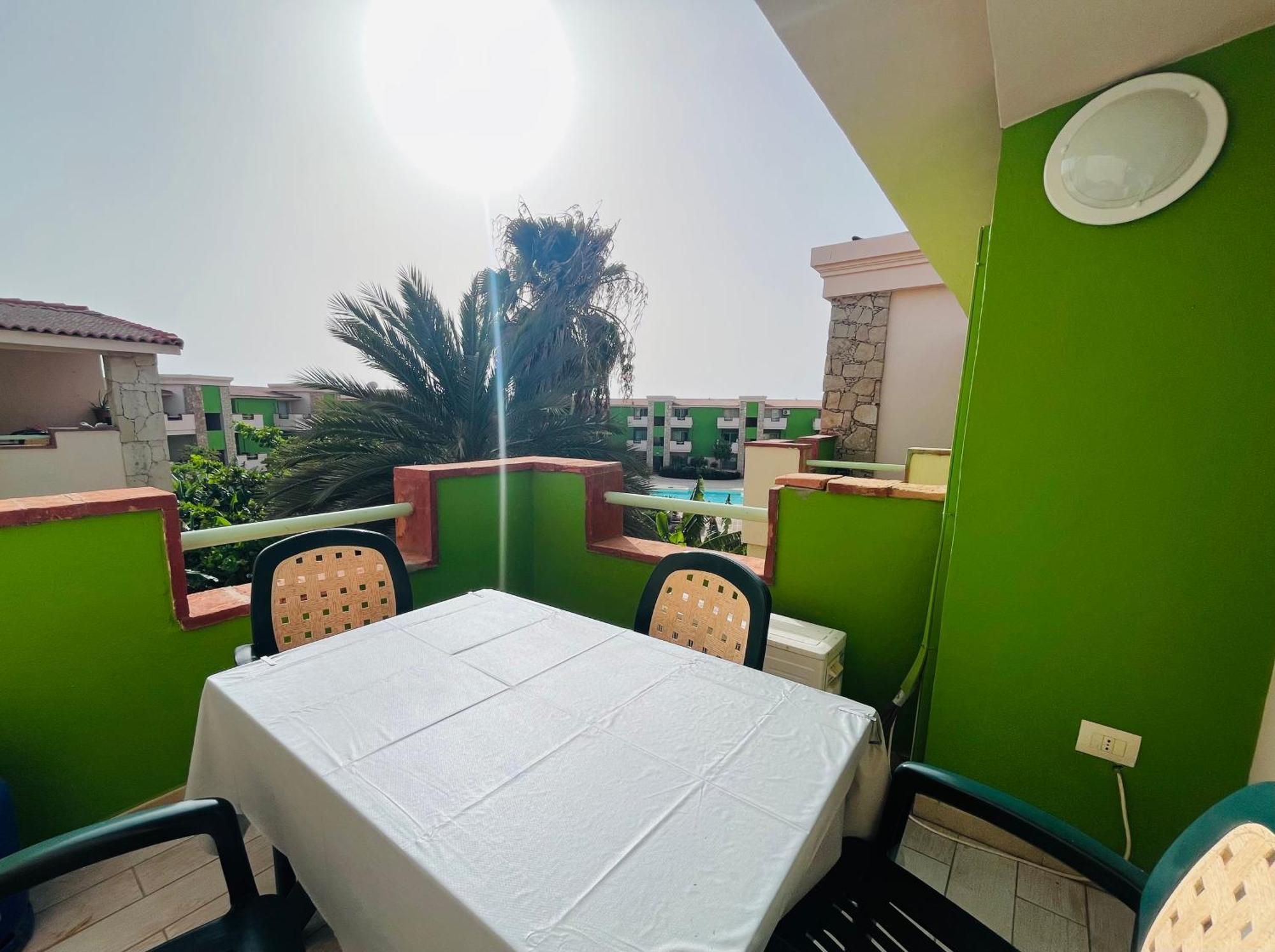 Cozy Apartment With Pool, Near Beach And Center سانتا ماريا المظهر الخارجي الصورة