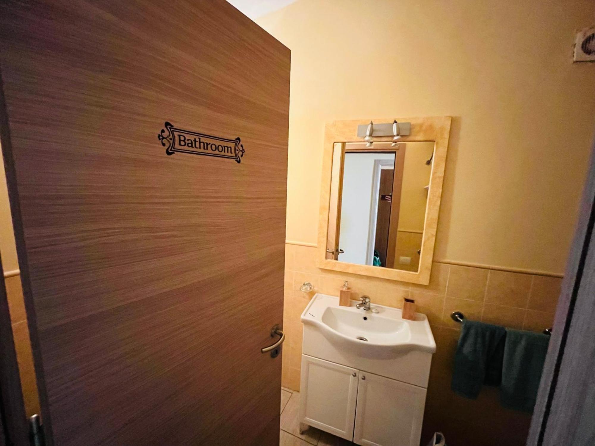 Cozy Apartment With Pool, Near Beach And Center سانتا ماريا المظهر الخارجي الصورة