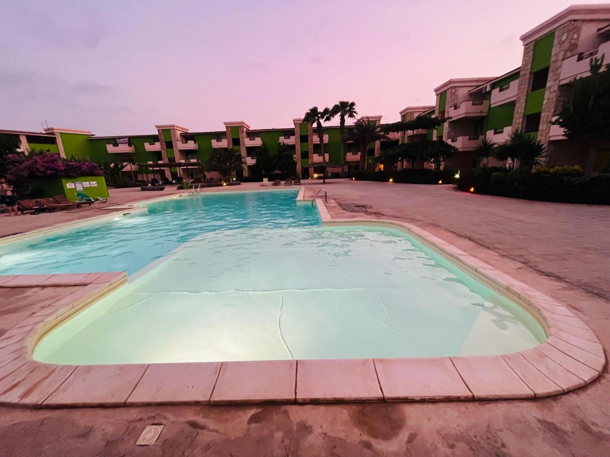 Cozy Apartment With Pool, Near Beach And Center سانتا ماريا المظهر الخارجي الصورة